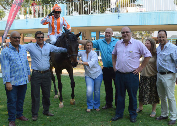 Comanche Brave v d Merwe 1600m MR 74 H