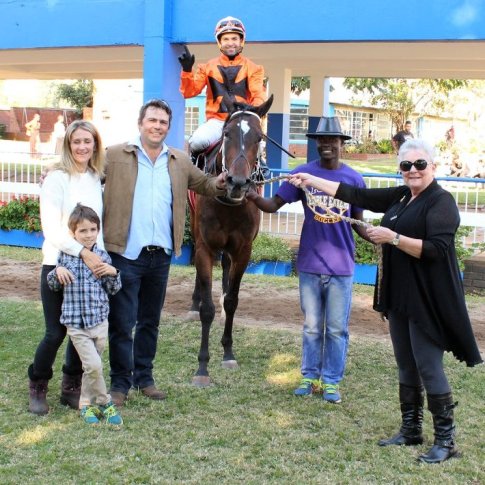 Bugatti Blue Herhold zen